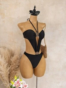 ROMWE Goth Top bandeau sin tirantes negro mate con textura, diseño de una pieza con abertura y hebilla de anillo con estrella, Bottom de bikini con cordones en la espalda, estilo American Hot Girl para fiesta, estilo americano para vacaciones de verano, discoteca, fiesta en la piscina, atuendo de nicho llamativo, elegante y juvenil para fotografía de viajes, look personalizado para check-in, estilo diario de vacaciones, cool y impactante - Negro - Ver 5