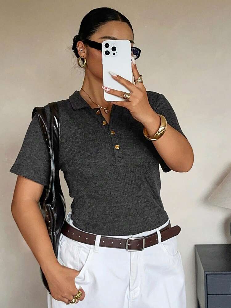 Dazy Plus Solid Color Stretch Slim Fit Sexy Blogger Casual POLO Collar Half-Open Placket Short Sleeve Plus Size Women Spring Summer Dark Grey T-Shirt