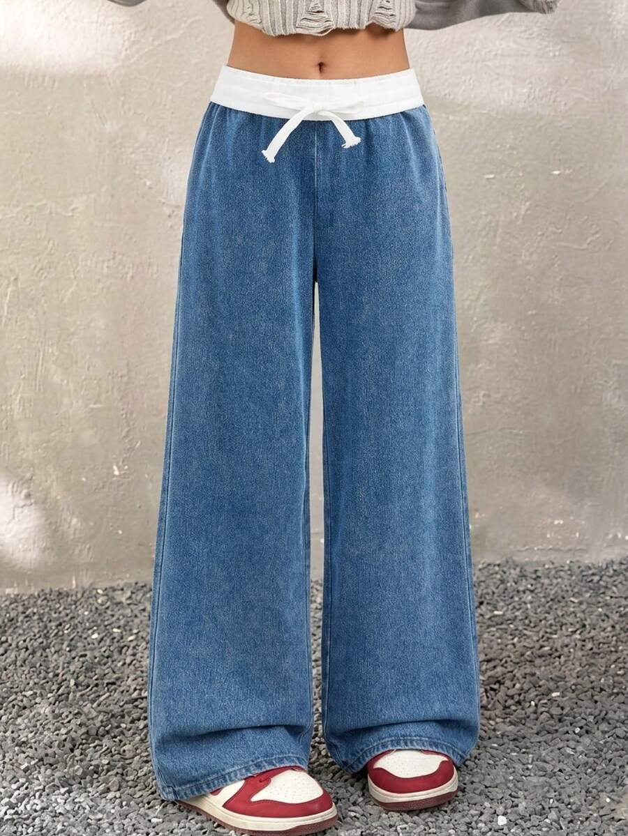 SHEIN 青少年女孩時尚休閒 Y2K 復古酷街頭風 白色波浪邊藍色針織抽繩設計寬鬆牛仔褲，適合日常穿著、春夏電音節慶與街頭穿搭 - 藍白色 - 查看 1