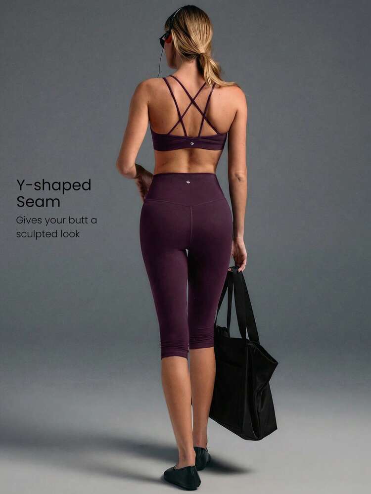 17" FeatherFit™ Crossover Waist Front Special Seam Cutie Capri Leggings Low Impact Yoga Pilates Studio Daily
