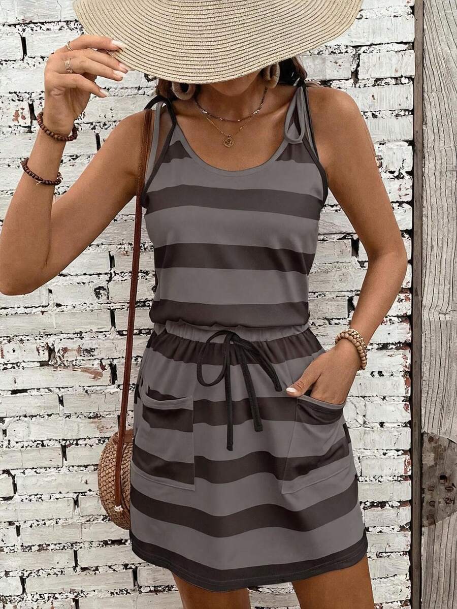 Selianne 女款條紋腰部繫帶雙口袋休閒細肩帶洋裝 - 灰色 - 查看 1