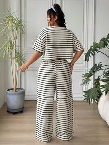 Muchica Plus Size Casual Striped T-Shirt And Pants 2 Pieces Set - Black and White - View 2