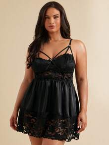 SHEIN BAE CURVE 蕾丝拼布露背性感 V 领大码吊带背心睡衣 - 黑色 - 查看 4