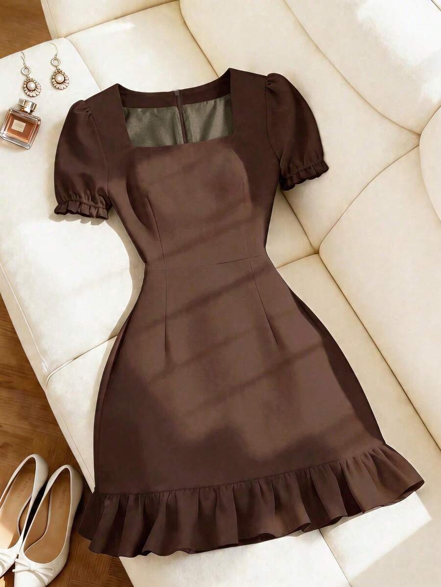 SHEIN Franclia 女士珍珠领短袖方领修身A字连衣裙,优雅纯色,适合出席宾客、宴会、生日、派对等场合,夏季/秋季穿着,棕色 - 咖啡棕 - 查看 1