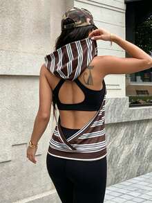 Dewbera Dewbera 女款夏季戶外健身運動條紋印花前口袋無袖連帽背部鏤空設計性感瑜伽運動衫 - 彩色 - 查看 3