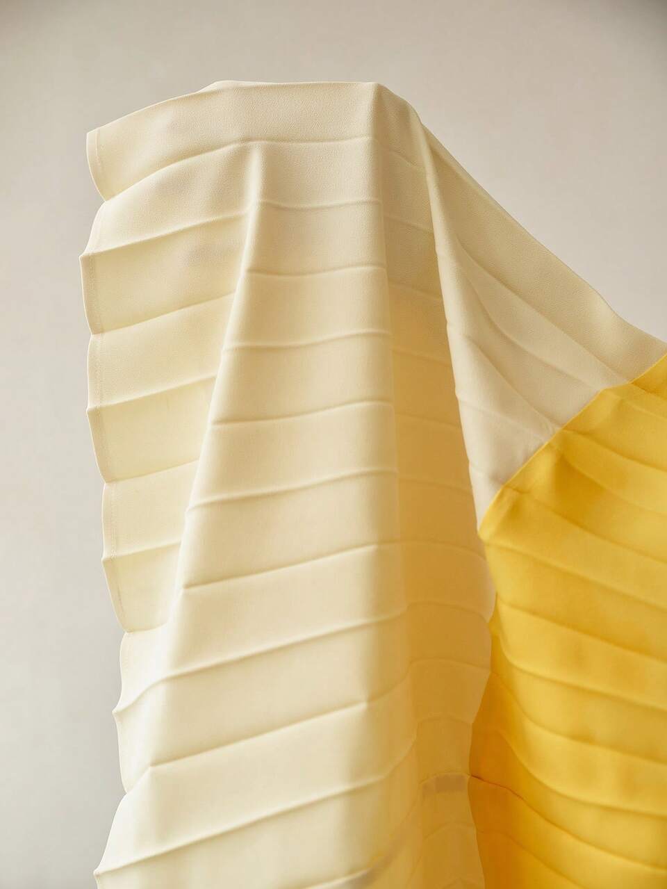 WOMEN'S COLORBLOCK PLEATED LONG DRESS