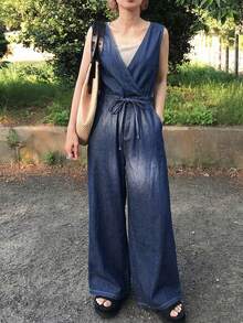 FRIFUL 女款休閒度假風純色無袖繫腰寬腿連身褲 夏季野餐海軍藍 - 藍色 - 查看 1