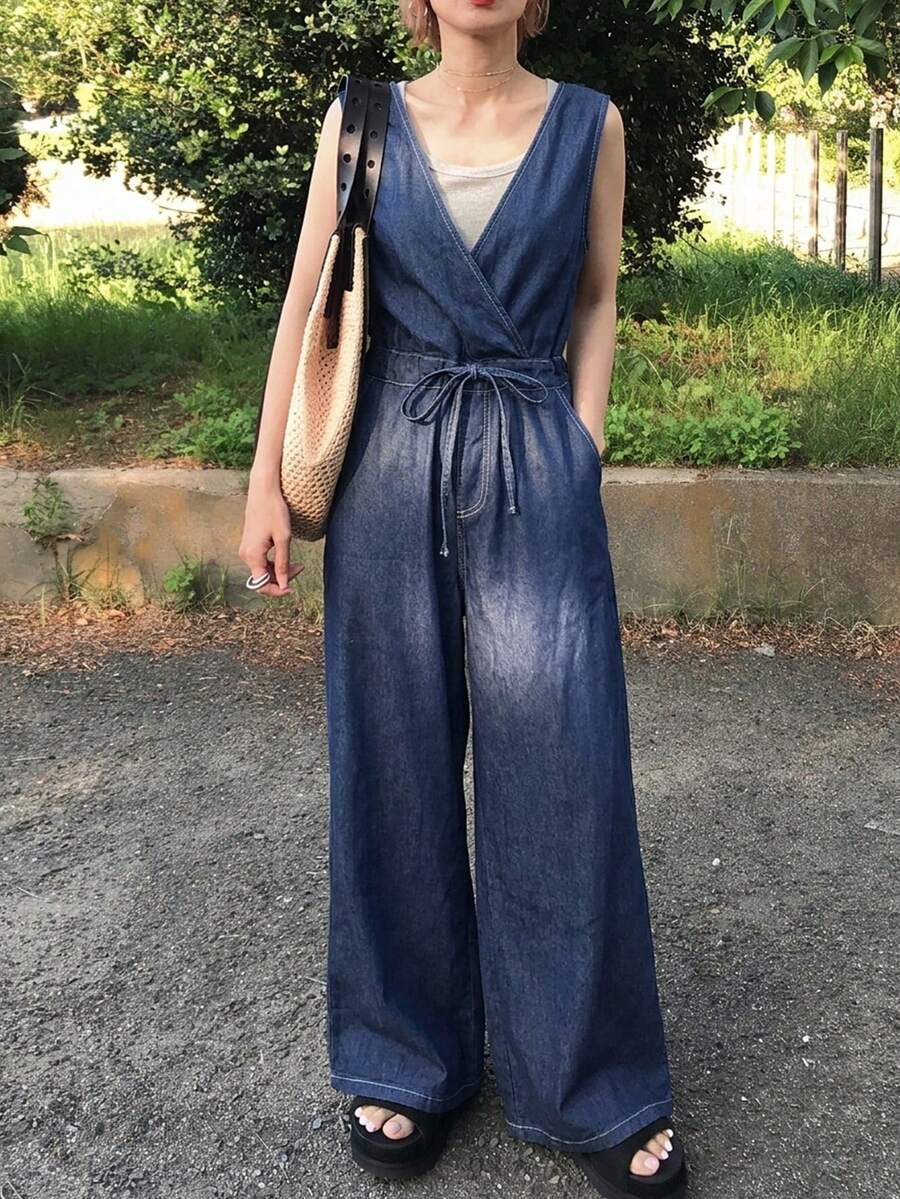 FRIFUL 女款休閒度假風純色無袖繫腰寬腿連身褲 夏季野餐海軍藍 - 藍色 - 查看 1