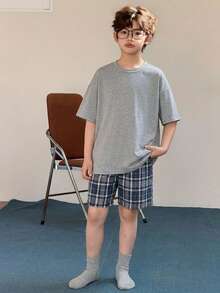 DAZY 大童男孩純色圓領短袖上衣與格紋短褲休閒日常居家睡衣套裝 夏季 - 灰色 - 查看 5