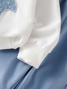 SHEIN Conjunto de 2 piezas de camiseta de cuello redondo con decoración de lentejuelas de mariposa azul y pantalones de punto con lazo en la cintura para niñas bebés, conjunto de ropa deportiva de moda para otoño/invierno - Blanco - Ver 8