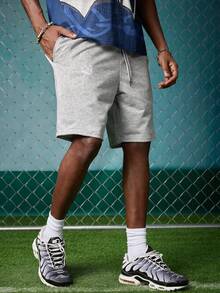 EVRINFINITE Pantalones cortos de punto casuales con patrón bordado sencillo para hombres, pantalones de chándal rectos y holgados con parches de estilo urbano - Gris Claro - Ver 1