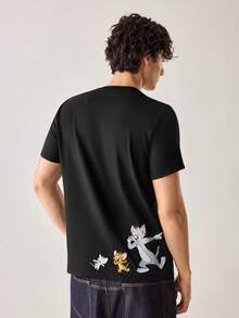 Strevion TOM & JERRY Men's Minimalist Cat & Mouse Graphic Print Round Neck Short Sleeve T-Shirt, Summer - Black - View 2