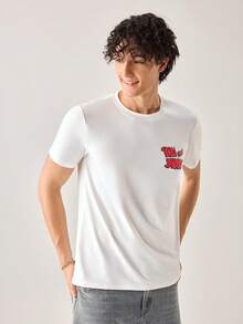 Strevion Men's Minimalist Tom & Jerry Basketball Dream Graphic Print Round Neck Short Sleeve T-Shirt, Summer - White - View 5