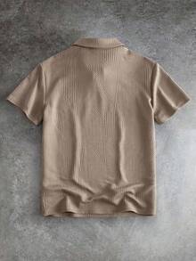 Manfinity RebelGame 男士日常通勤優雅時尚純色 Polo 衫，度假、父親節禮物、足球 - 卡其色 - 查看 2