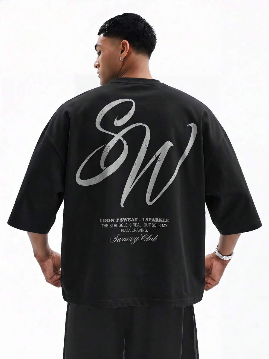 SWAVVY 男士標語印花圓領短袖休閒寬鬆版型T恤 - 黑色 - 查看 1
