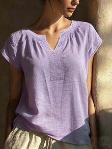 Linhara CURVE Plus-Size Women's Spring/Summer Fashion: Casual, Simple, And Versatile Retro Purple Solid-Color Pleated Design With Lace Trim Women's Shirt-Perfect For Spring And Summer Outfits - Purple - View 2