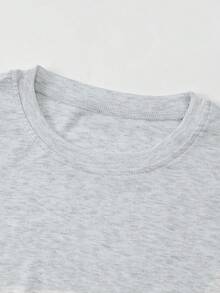 NostaNoir Kaos Wanita Ukuran Besar Motif Bunga Abu-abu Pas Badan dengan Leher Bulat - MultiWarna - View 4