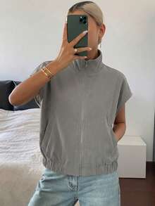 DAZY 女款翻領無袖短版街頭休閒背心式薄外套 - 灰色 - 查看 4