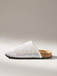 Solecia Sandal Wanita Ujung Bulat Anyaman Tali Buatan Tangan, Desain Retro, Elegan dan Indah, Mudah Dipakai dan Dilepas, Sol Lembut dan Nyaman Dipakai di Luar Sepatu Kerja - Putih - View 4