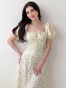 Yasmeen Edit Yasmeen Edit 女款花瓣袖高開衩碎花洋裝 度假優雅夏季 - 黃色 - 查看 1