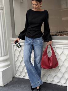 Flora Isola Flora Isola 黑色垂墜面料長袖上衣，蕾絲露背與交叉繫帶設計，性感時尚風，適合約會與日常穿著 - 黑色 - 查看 4
