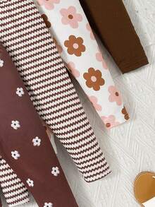 SHEIN Playful Pals 4件裝少女休閒復古花卉、條紋、純色棕色內搭褲，柔軟面料，適合夏季室內休閒或戶外玩耍 - 彩色 - 查看 4