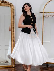 The Leen Edit Rok Maxi Satin Model A-Line Putih dengan Hiasan Rumbai di Bagian Bawah untuk Wanita, Cocok untuk Musim Gugur. - Putih - View 1