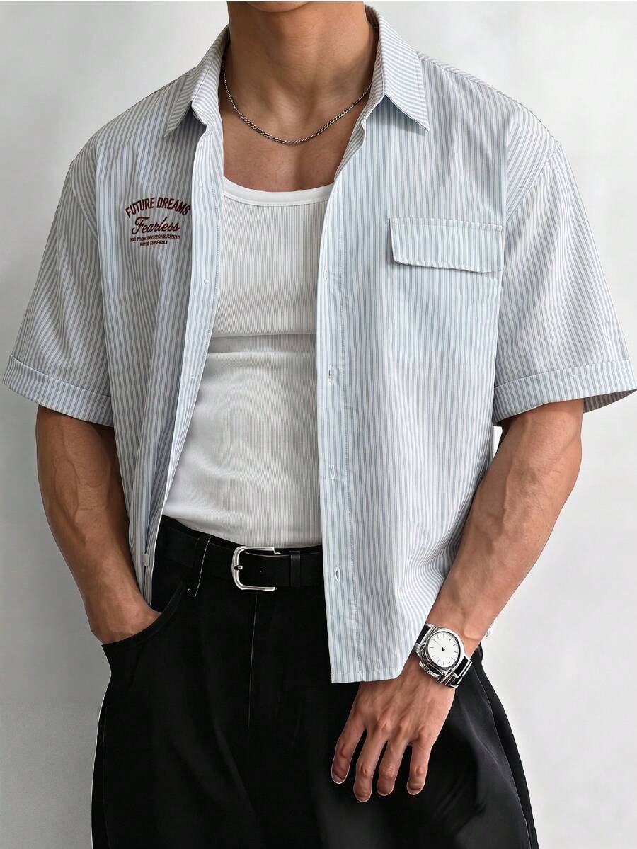 Manfinity BRENVOR 男士条纹字母印花单排扣休闲百搭日常短袖衬衫 - 藍色 - 查看 1
