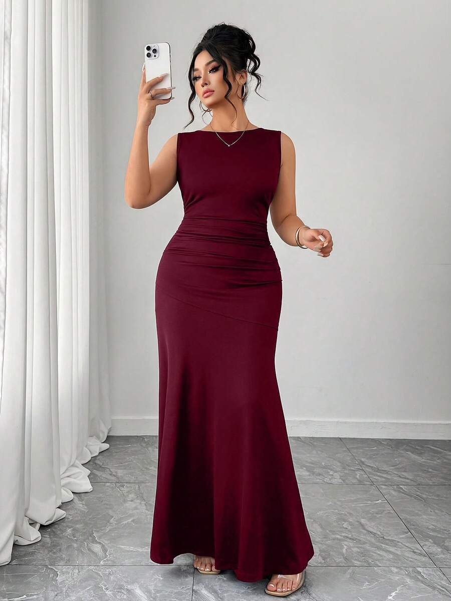 Elenzga Women's Elegant Dress, Sleeveless Round Neck A-Line Silhouette, Ruched Waist Design, Solid Color Knit Fabric - Red - View 1