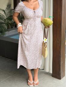Sunnyshic Plus Size Diamond Square Neck Pattern Print A-Line Short Sleeve Dress - Multicolor - View 6