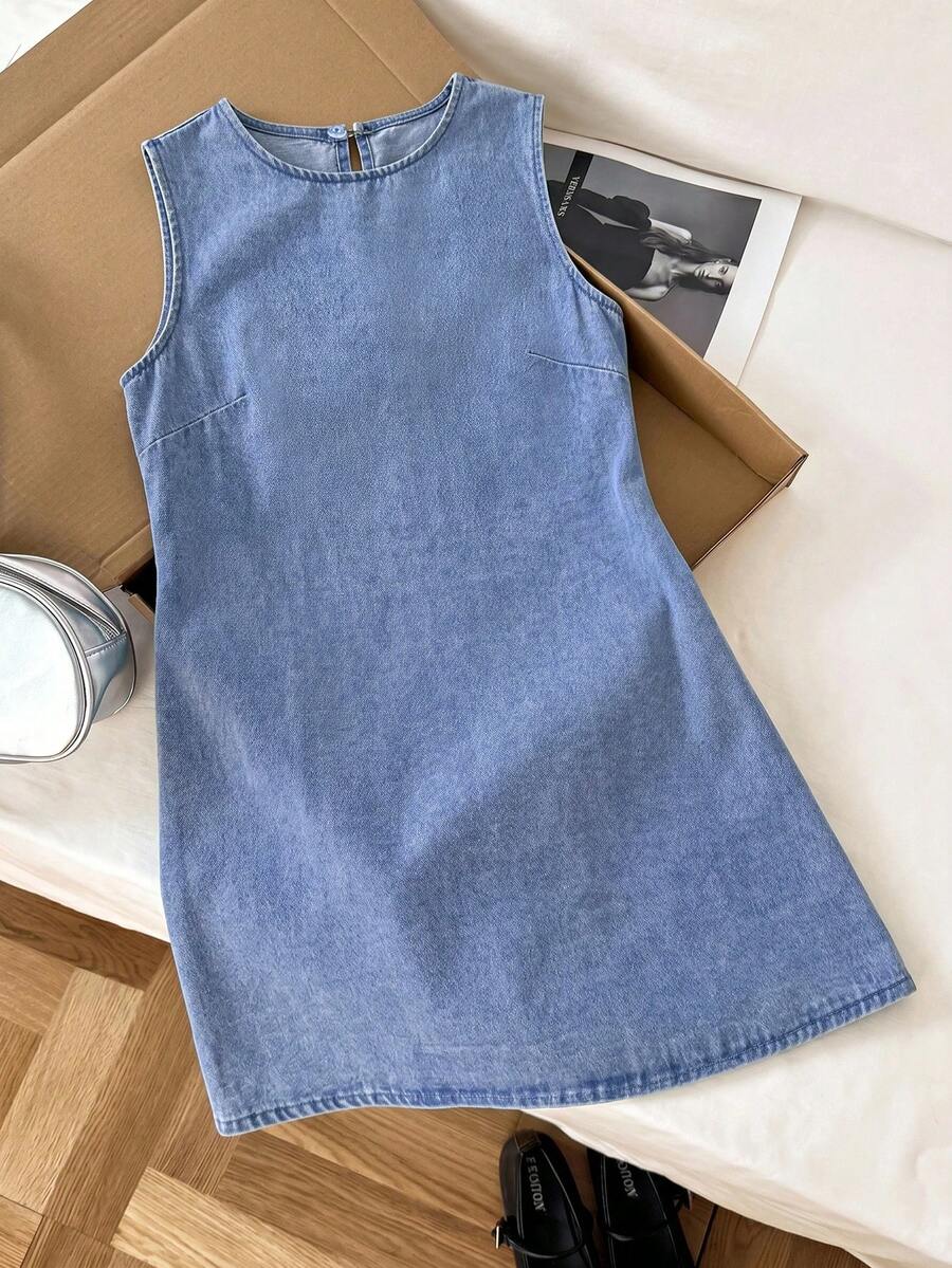 Comfortcana Gaun Denim Kasual Tanpa Lengan Leher Bulat untuk Wanita, Cocok untuk Perjalanan Sehari-hari - Light Wash - View 1