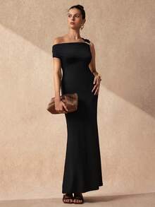 SHEIN Uhlyne Women's Black Gold Asymmetric-Neck Fitted Luxury High-End Metal Accessory Mermaid Long Dress Asymmetric Design Pleated Bodycon Evening Gown Sexy Dress - Black - View 8