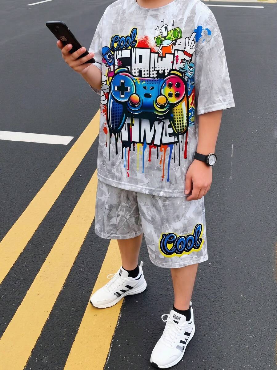青少年男孩休閒時尚街頭風極簡楓葉遊戲機圖案圓領短袖T恤與短褲兩件組，適合通勤、上學、日常休閒出遊、運動，春夏季適用 - 灰色 - 查看 1