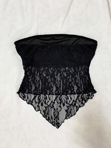 Attitoon 女士性感休闲蕾丝面料不对称下摆修身抹胸上衣，复古风，适合Y2K风格，蕾丝抹胸上衣，带胸罩，黑色无肩带抹胸上衣，适合外出穿着 - 黑色 - 查看 3
