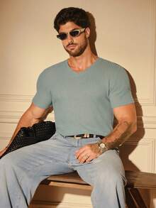 SIGLOCORE Men's Solid Color Casual Versatile Daily Travel Short Sleeve T-Shirt - Green - View 1