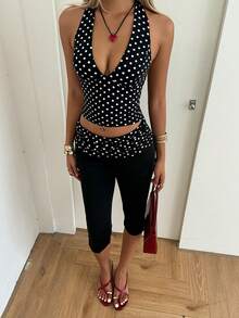 SHEIN EZwear 黑色波點針織女款深V掛脖背心與七分長內搭褲套裝 - 黑色 - 查看 7