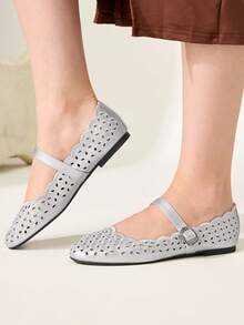 CUCCOO CHICEST Giày bệt nữ thoải mái, thêu rỗng, có khóa cài. - Bạc - Xem 5