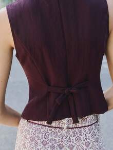 Nöista Top de inspiración militar con cuello de pie y botones metálicos para festivales y looks de salir. - Burdeos - Ver 6
