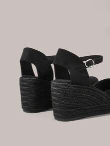Styleloop Sandalias de plataforma con cuña versátiles para mujer, estilo sencillo en negro puro, punta cerrada y hebilla, para uso diario - Negro - Ver 6