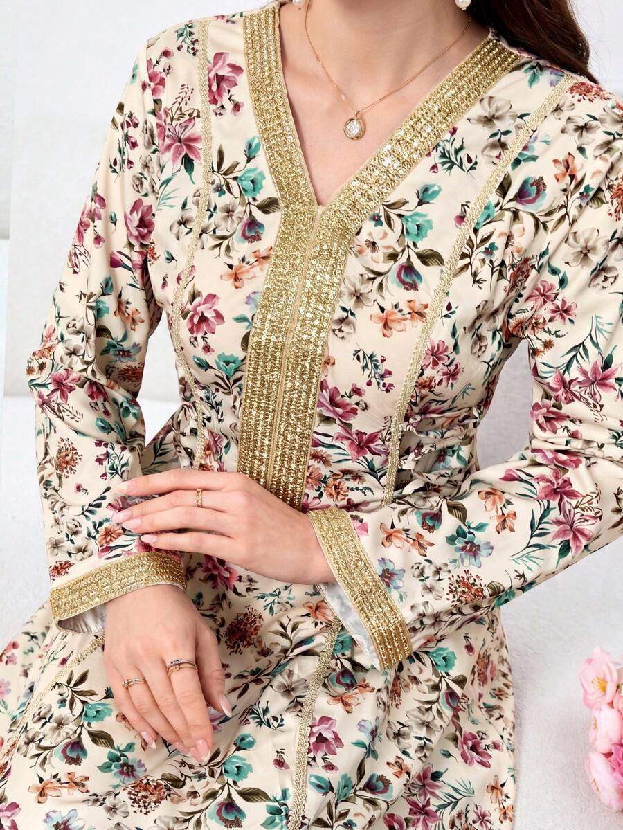 Al Najma 女款拼接織帶設計花卉圖案優雅阿拉伯風長裙 - 彩色 - 查看 1