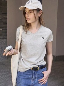 Jouncy 女款蝴蝶結印花V領短袖休閒百搭T恤 - 淺灰色 - 查看 3