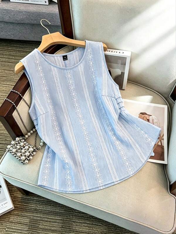 GlowEve CURVE Áo kiểu nữ size lớn cổ tròn xếp ly phong cách thường ngày đa năng mặc hằng ngày