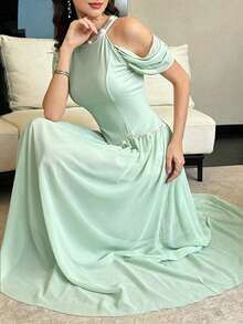 Modelyn Elegant Cold Shoulder Gentle Atmosphere Beaded Halter Neck Long Evening Gown Dress For Women - Green - View 6