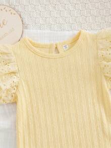 SHEIN رومبير كاجوال محبوك بلون موحد بياقة دائرية وحواف مكشكشة للبنات الصغيرات - أصفر - مشاهدة 3