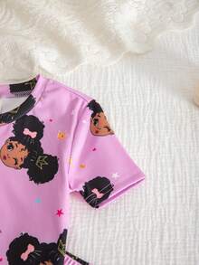 SHEIN Set de camiseta de cuello redondo y pantalones cortos ajustados de unicolor con diseño lindo de niña, conjunto de ropa de estar en casa para niña joven - Multicolor - Ver 4