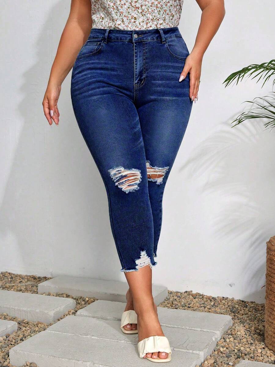 EMERY ROSE Plus Size Casual Distressed Denim Cropped Pants - Dark Wash - View 1