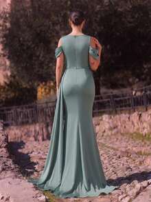 Aureia 优雅香草绿奢华3D珠绣薄纱长袖连衣裙，薄纱领口，手工串珠腰带，褶皱鱼尾下摆侧开衩，飘逸动人，适合约会、婚礼、单身派对、毕业典礼等各种正式场合。 - 綠色 - 查看 3