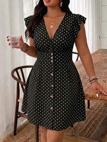 SHEIN Frenchy Gaun Kasual Musim Panas Ukuran Besar Motif Polkadot dengan Kancing Depan - Hitam - View 1