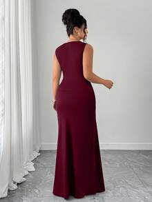 Elenzga Women's Elegant Dress, Sleeveless Round Neck A-Line Silhouette, Ruched Waist Design, Solid Color Knit Fabric - Red - View 2