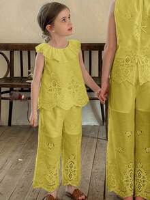 LMoss Kids 2件組少女編織素色刺繡荷葉領吊帶上衣與長褲套裝 - 黃色 - 查看 8